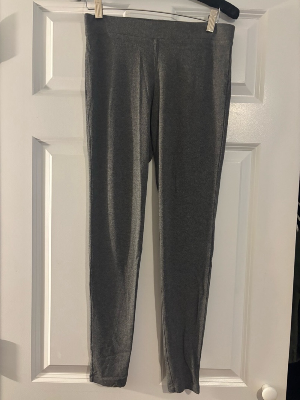 Women's Gap size medium Grey Stretch Leggings